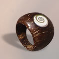 Shiva Auge Ring aus Kokosnuss 